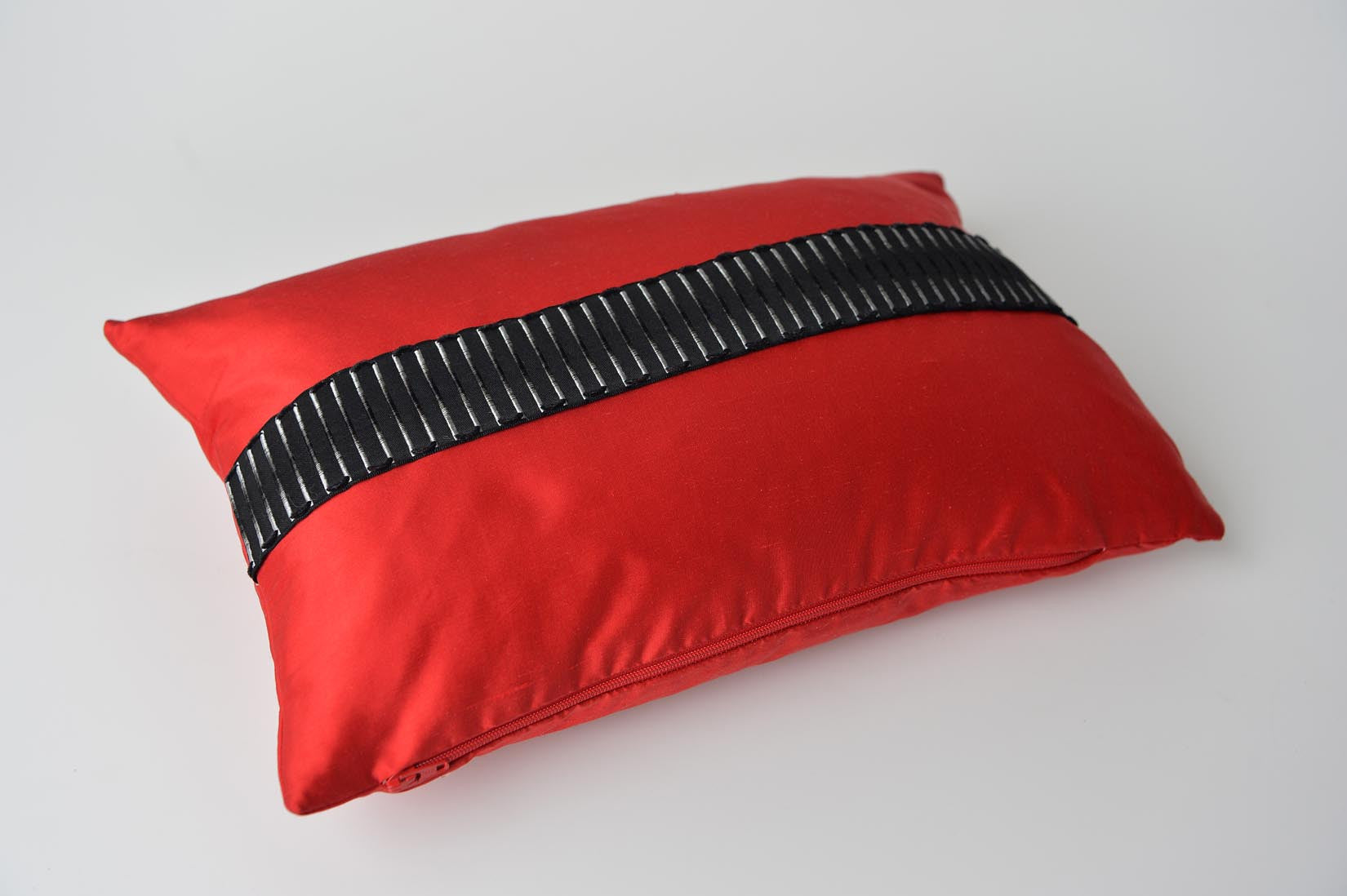 "Echelle" Ruby red silk cushion - MyBilletDoux.com