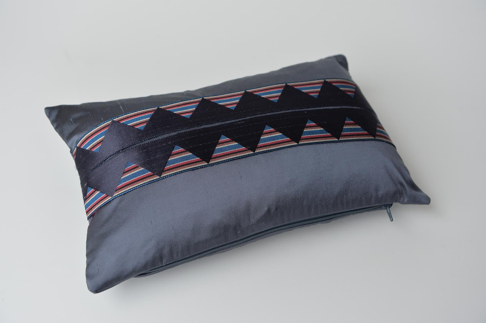 "ZigZag" Gunmetal grey silk cushion - MyBilletDoux.com