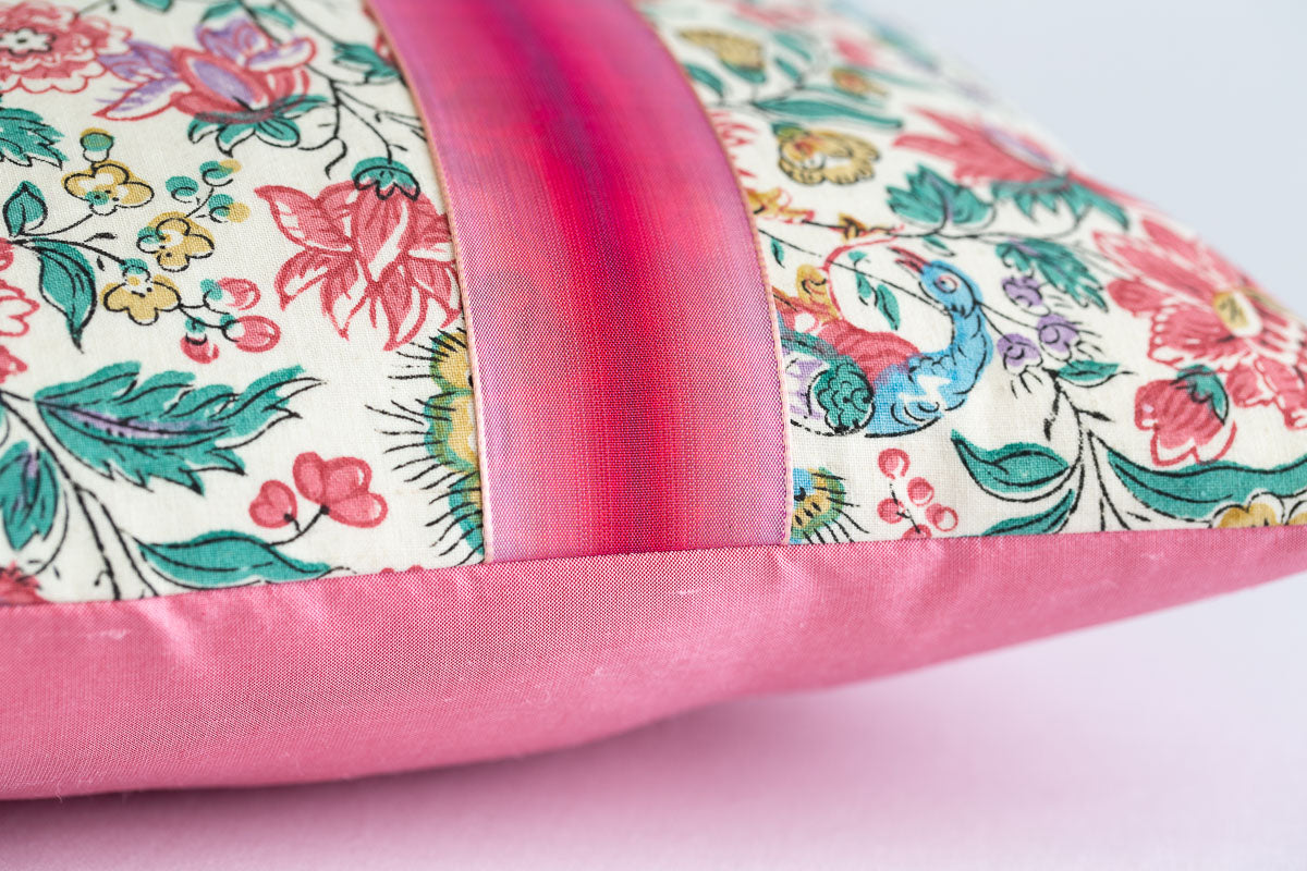 "Lisières Fleuries" silk love cushion