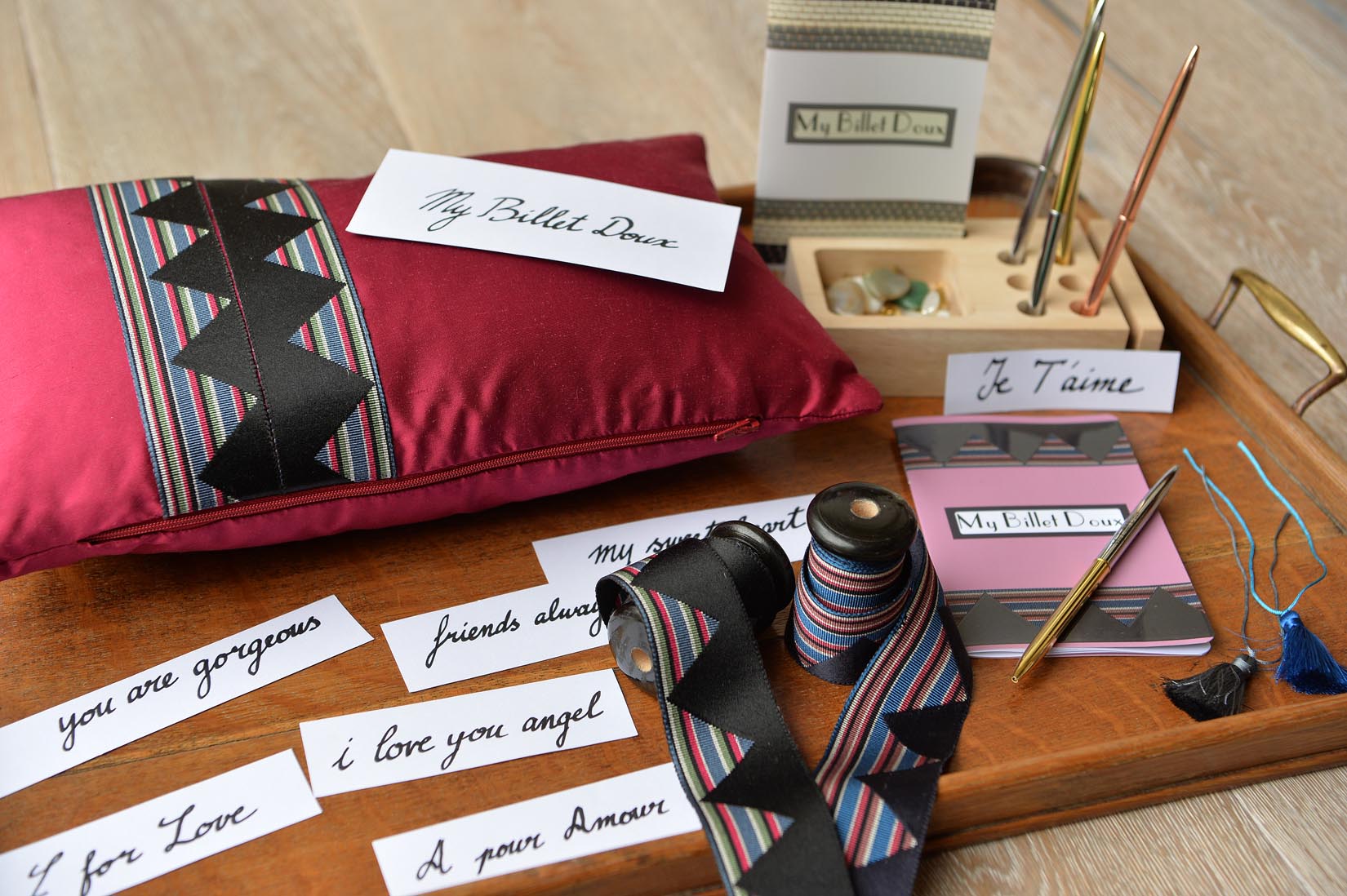 "ZigZag" Fuchsia pink silk cushion - MyBilletDoux.com