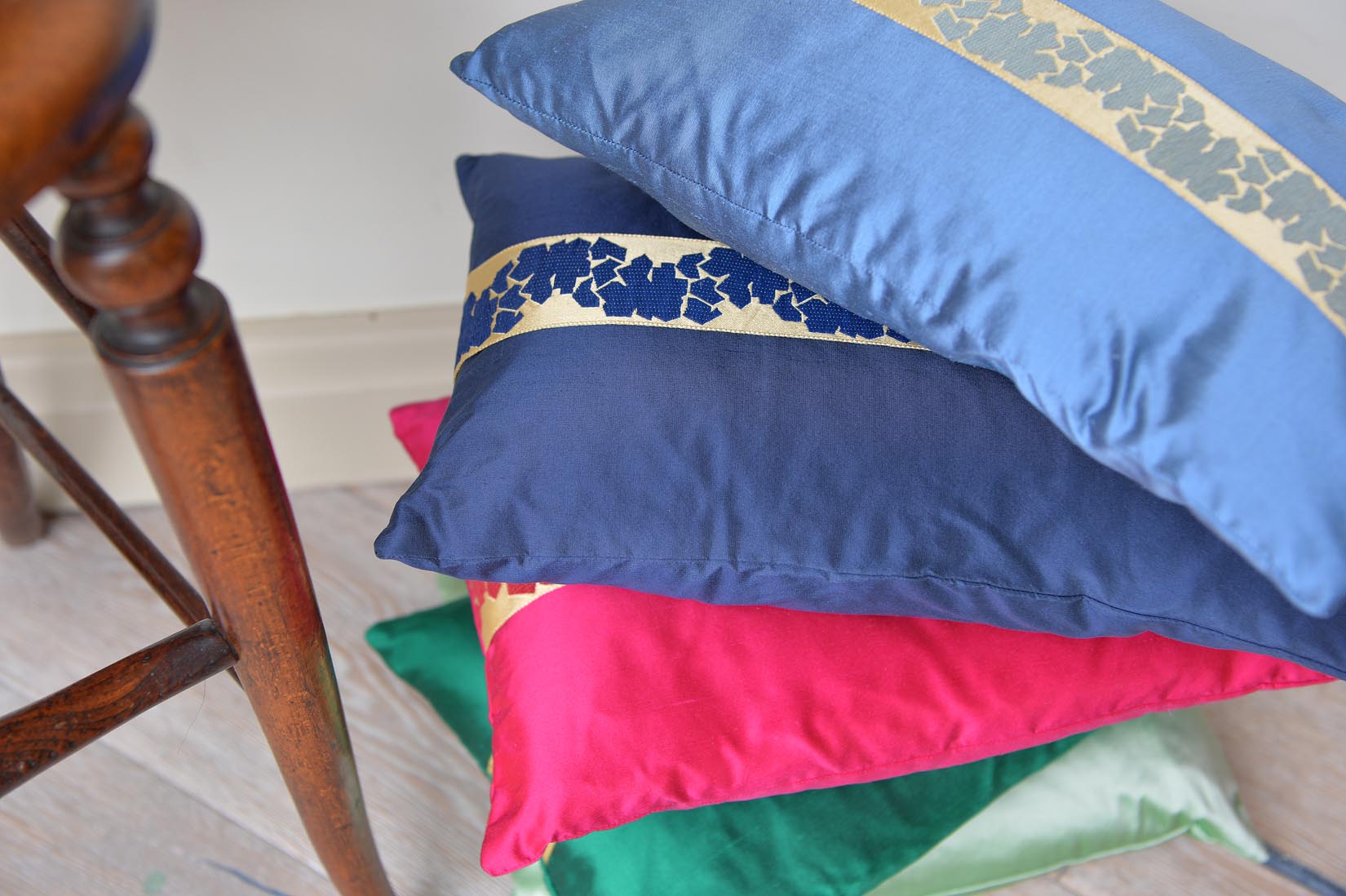 "Fragment" Rivera blue silk cushion - MyBilletDoux.com
