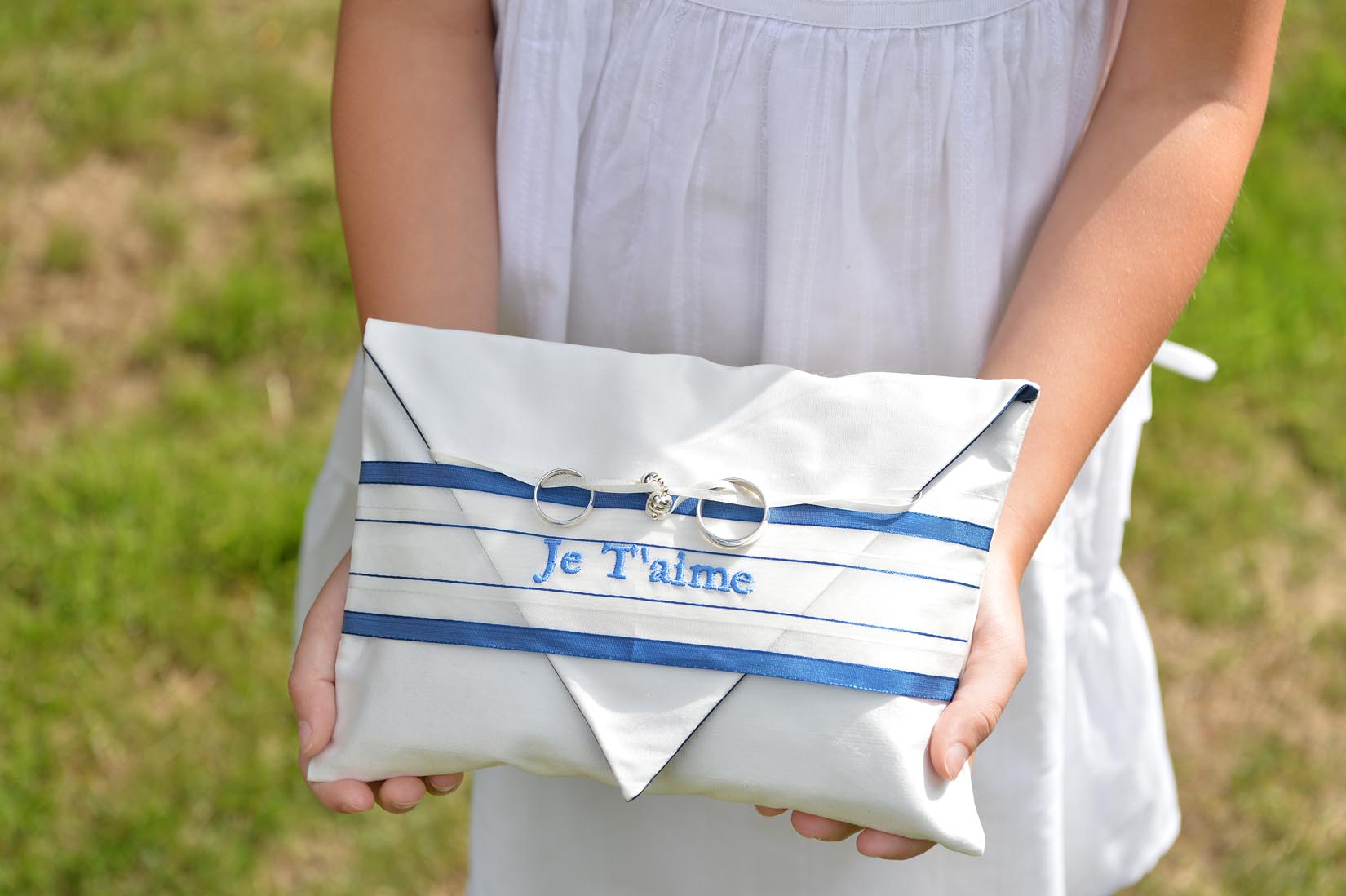 Chiffon porcelain silk envelope cushion - MyBilletDoux.com