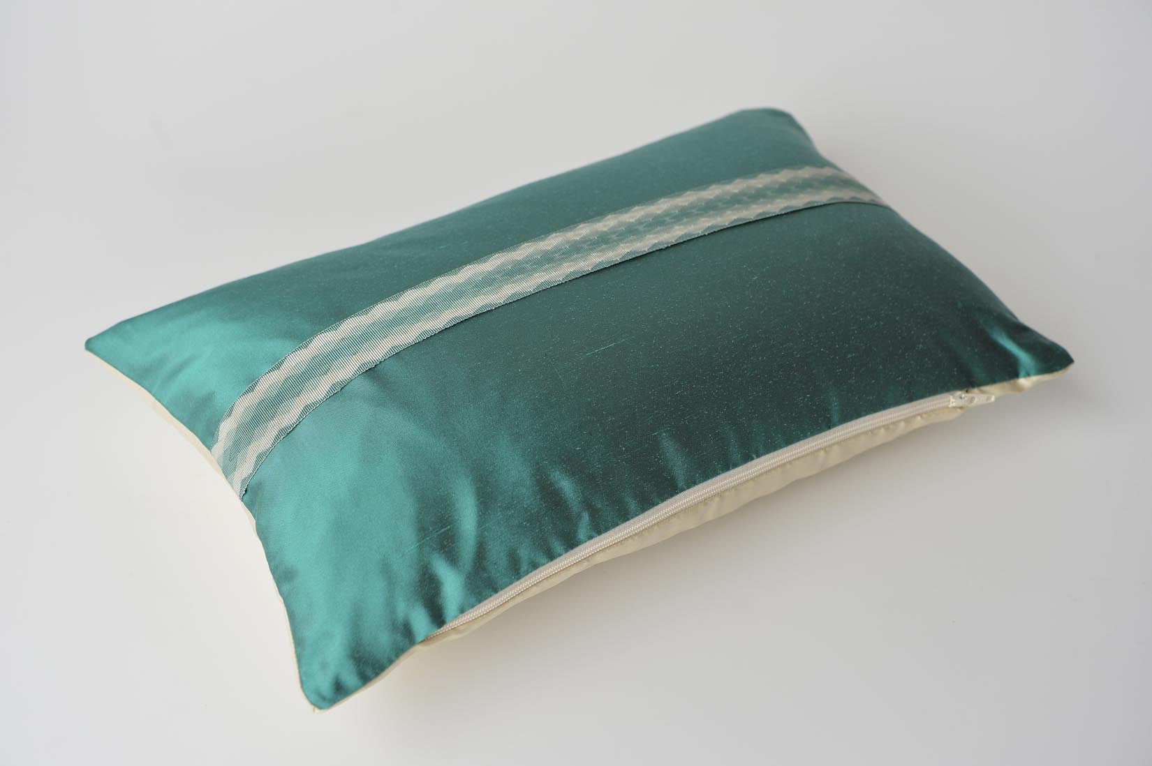 "Arlequin" Elfin blue silk cushion - MyBilletDoux.com