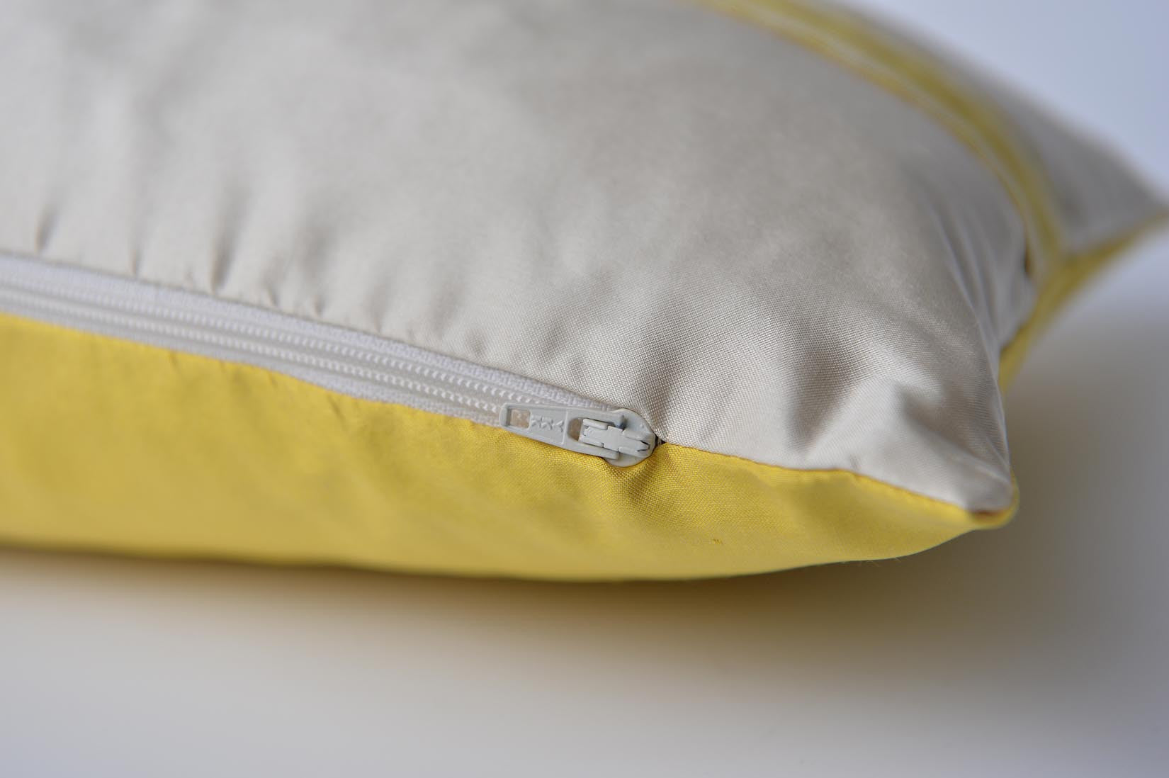 "Arlequin" Ivory silk cushion - MyBilletDoux.com