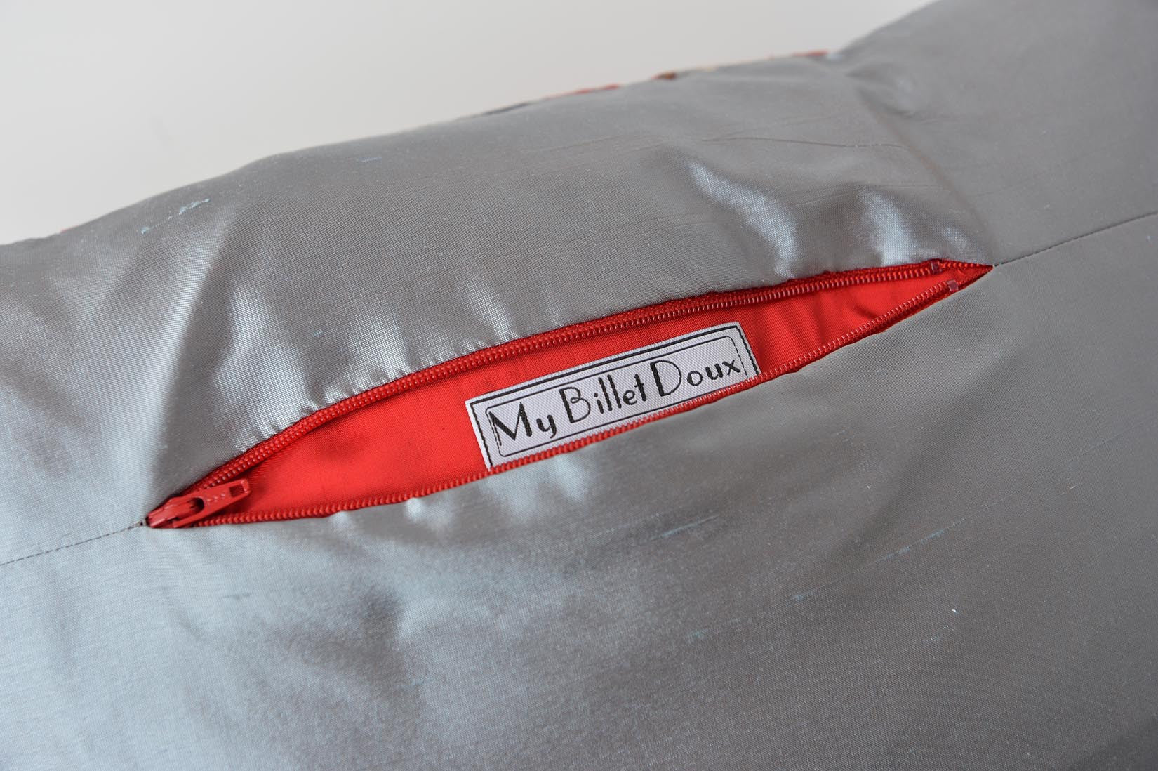 "Cigogne" Lunar grey silk cushion - MyBilletDoux.com