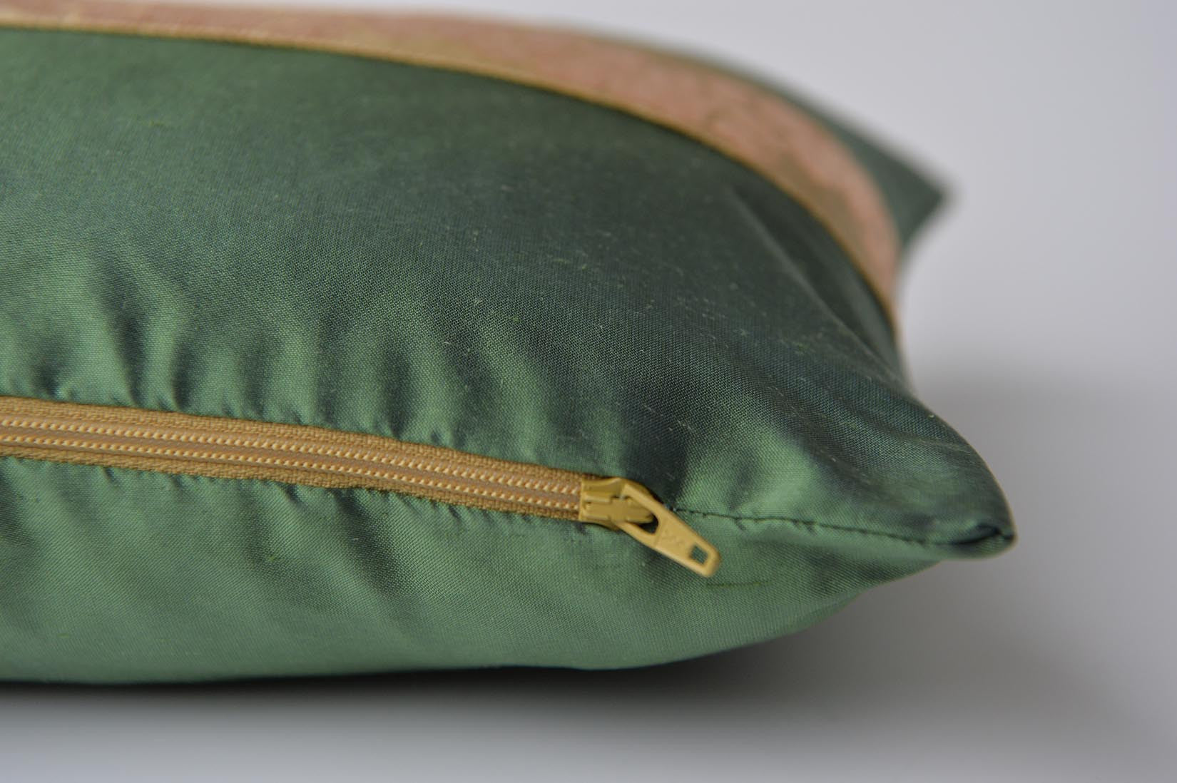 "Fragment" Fern green silk cushion - MyBilletDoux.com
