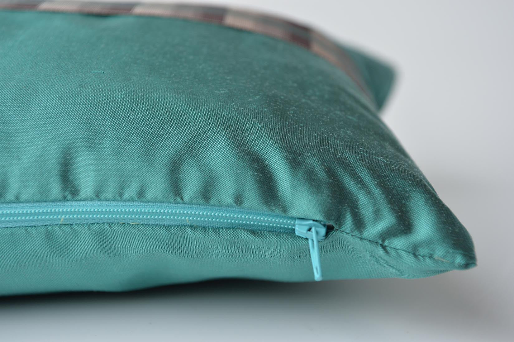 "Ligne" Elfin blue silk cushion - MyBilletDoux.com