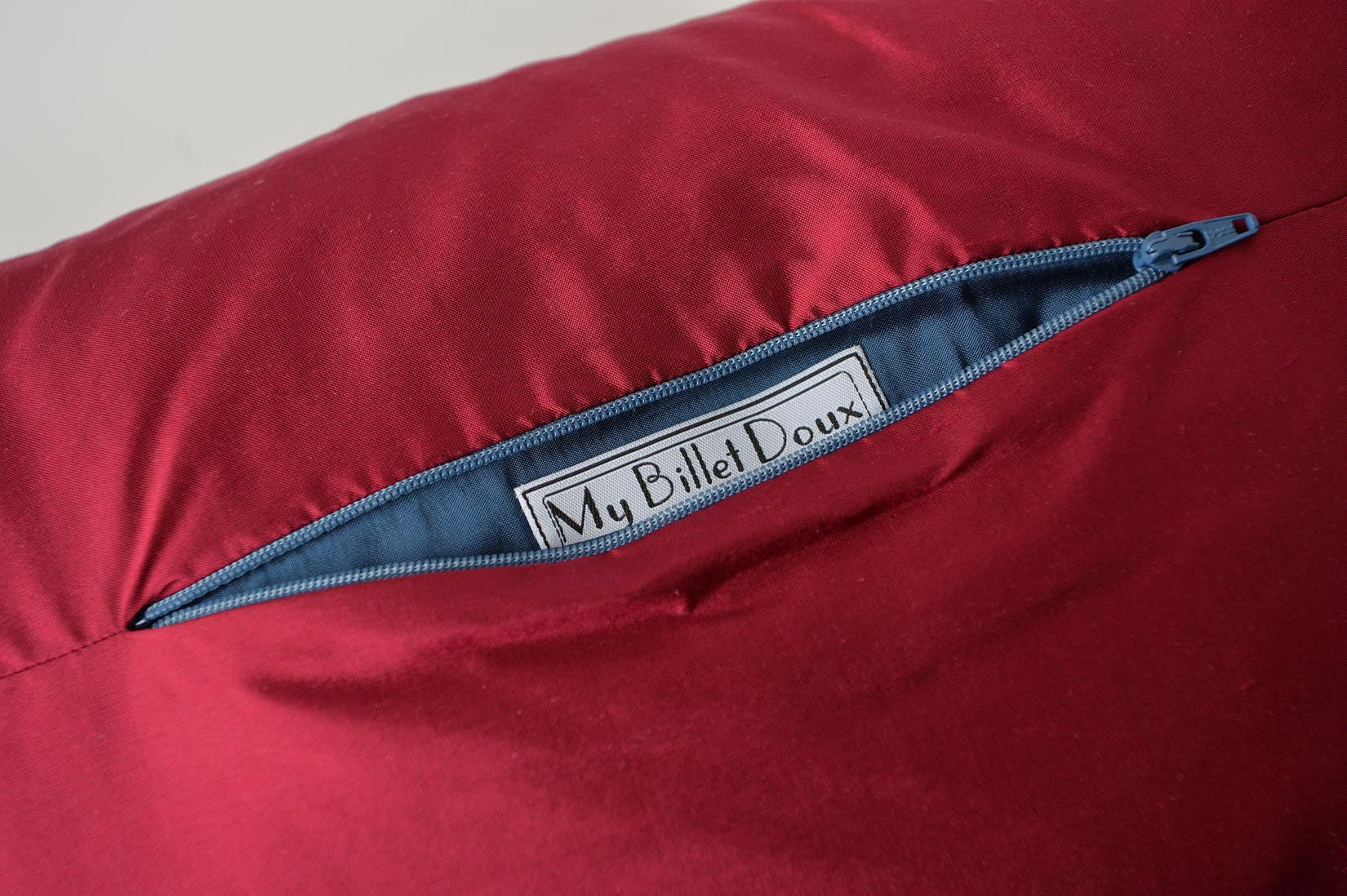 "Bandeau" Fuchsia pink silk cushion - MyBilletDoux.com