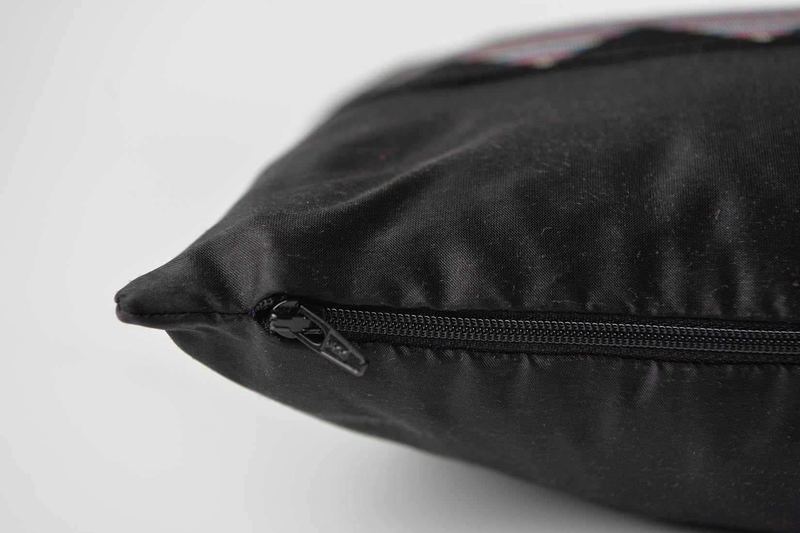 "ZigZag" Black silk cushion - MyBilletDoux.com
