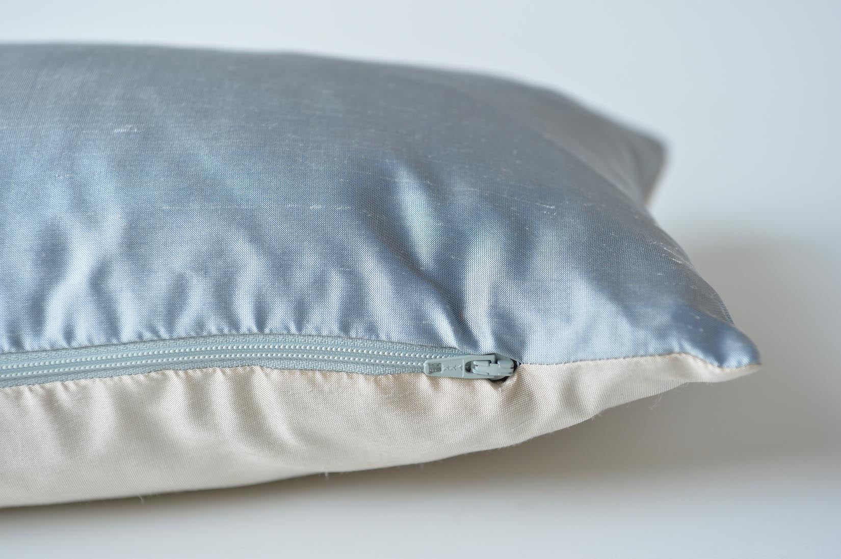 "Muguet" Ice grey silk cushion - MyBilletDoux.com