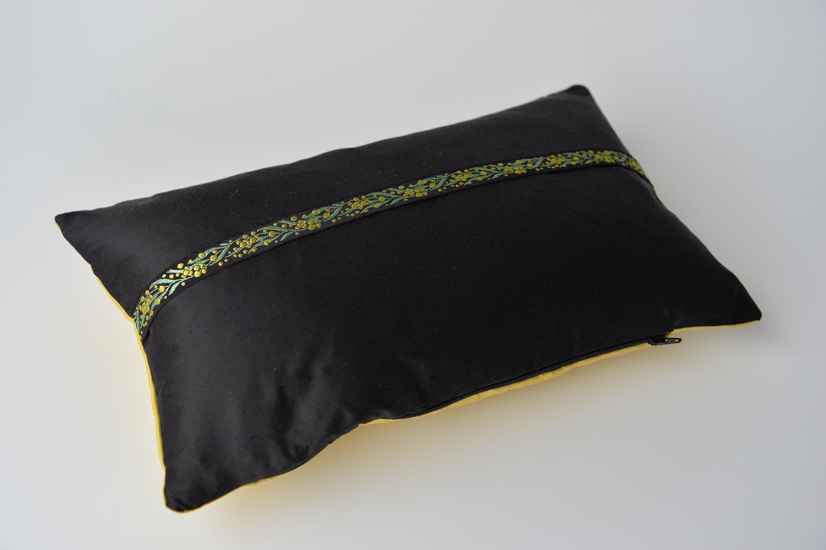 "Acacia" Black silk cushion - MyBilletDoux.com