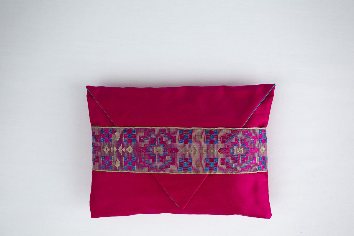 "Geometrique" Hot pink silk envelope cushion