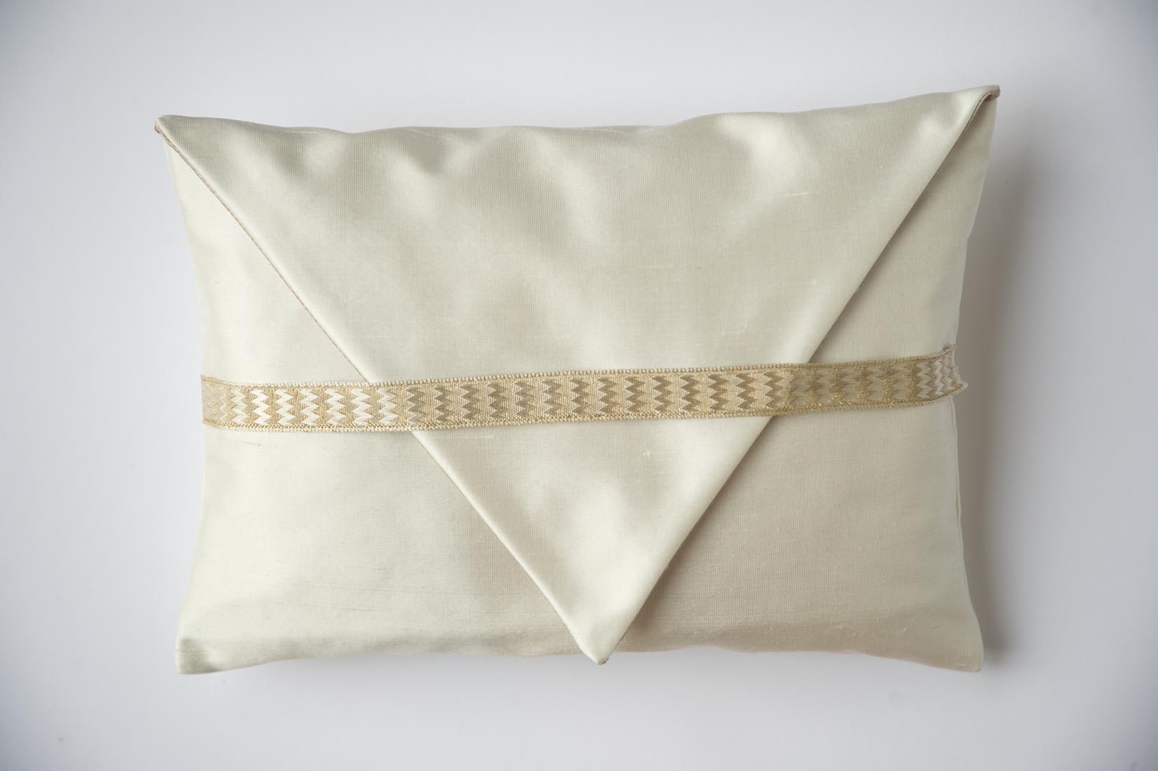 Brocade Porcelain silk envelope cushion - MyBilletDoux.com
