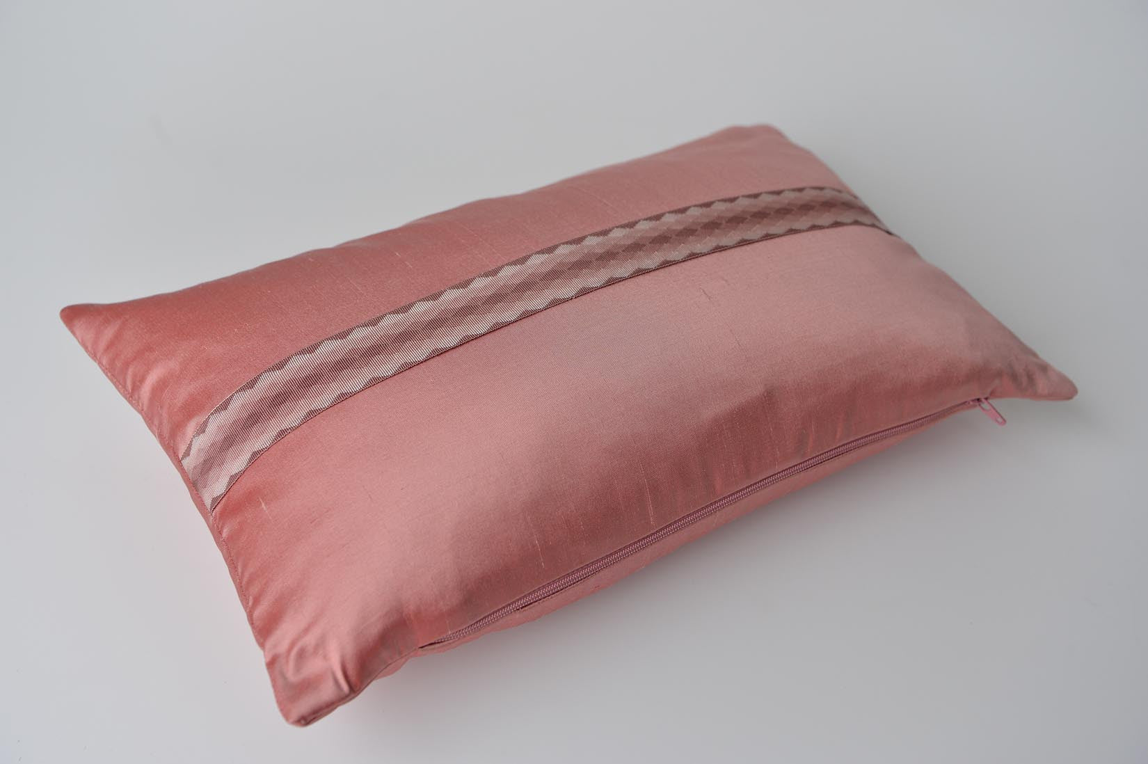 "Arlequin" Blush pink silk cushion - MyBilletDoux.com