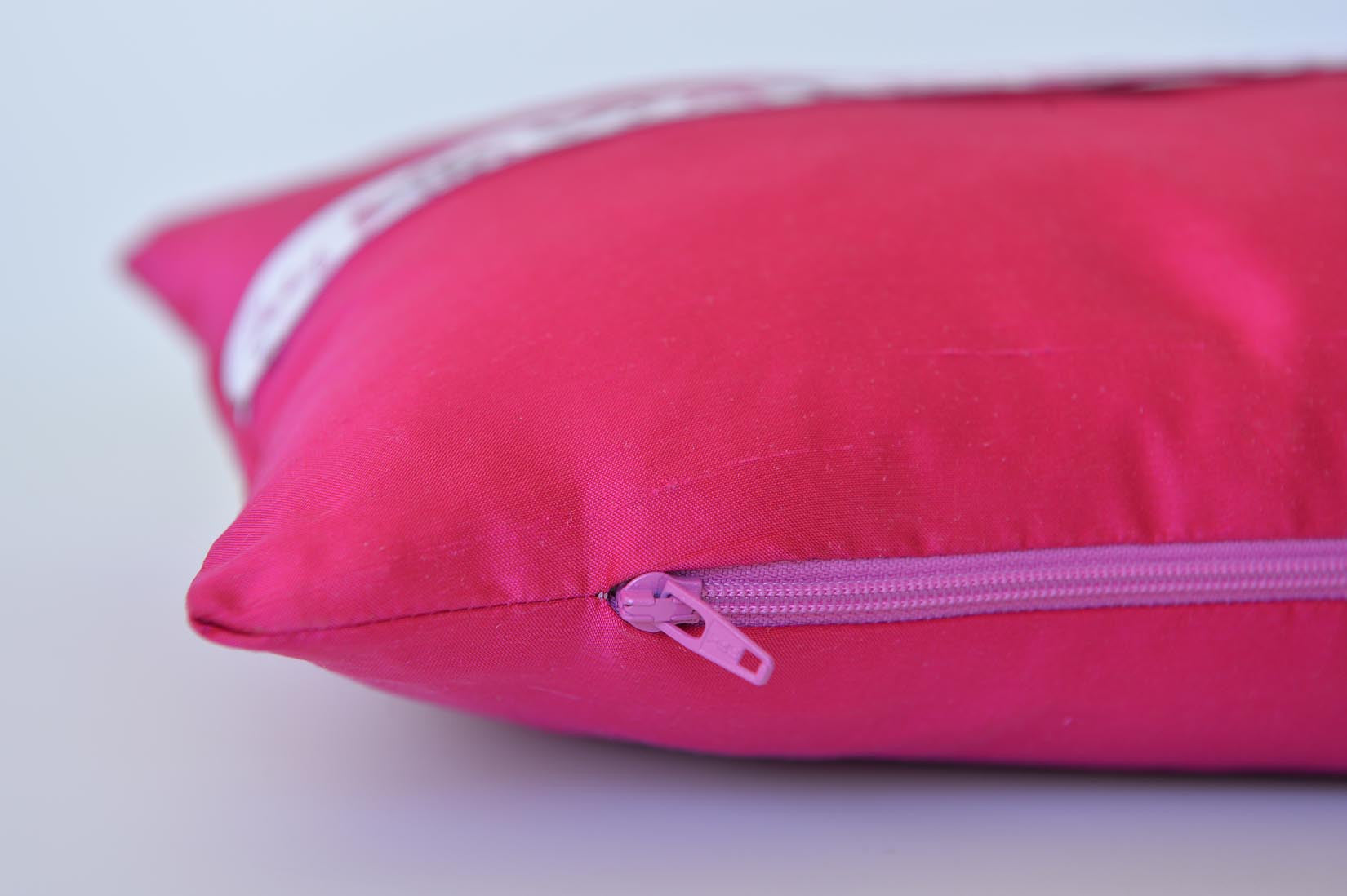 "Bonheur" Fuchsia pink silk cushion - MyBilletDoux.com