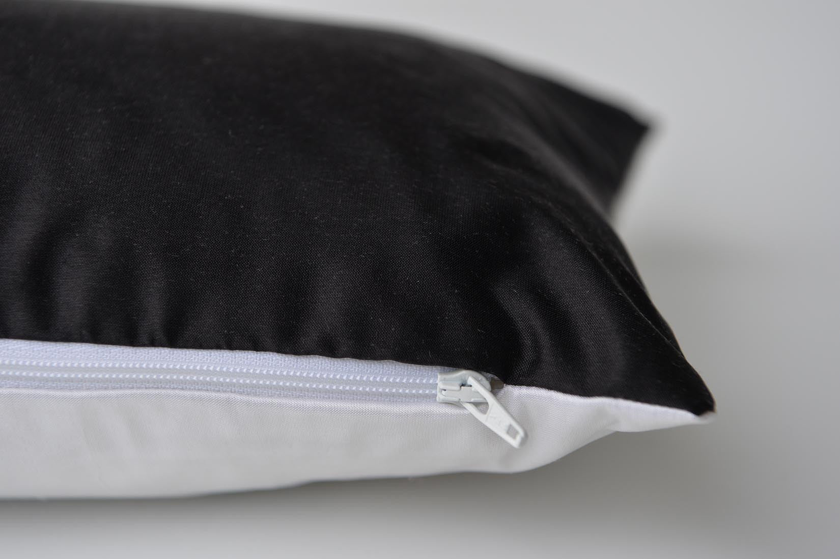 "Picot" Black silk cushion - MyBilletDoux.com