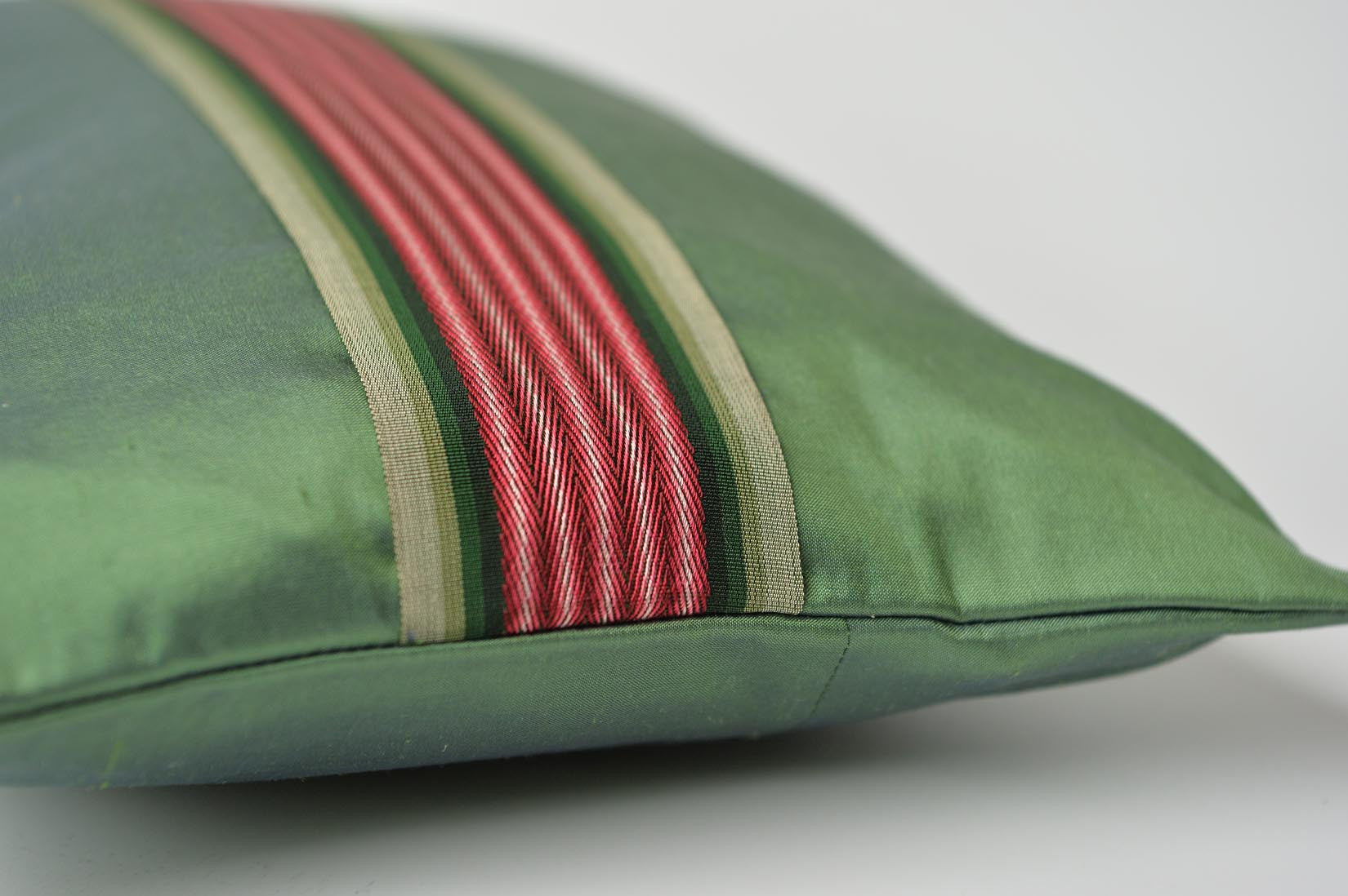 "Bandeau" Fern green silk cushion - MyBilletDoux.com