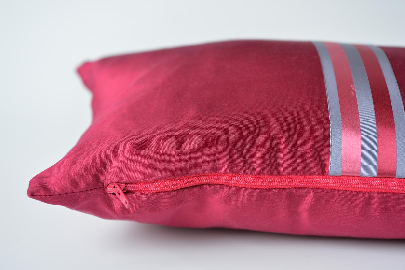 "Deux Rayures" Fuschia pink silk cushion - MyBilletDoux.com