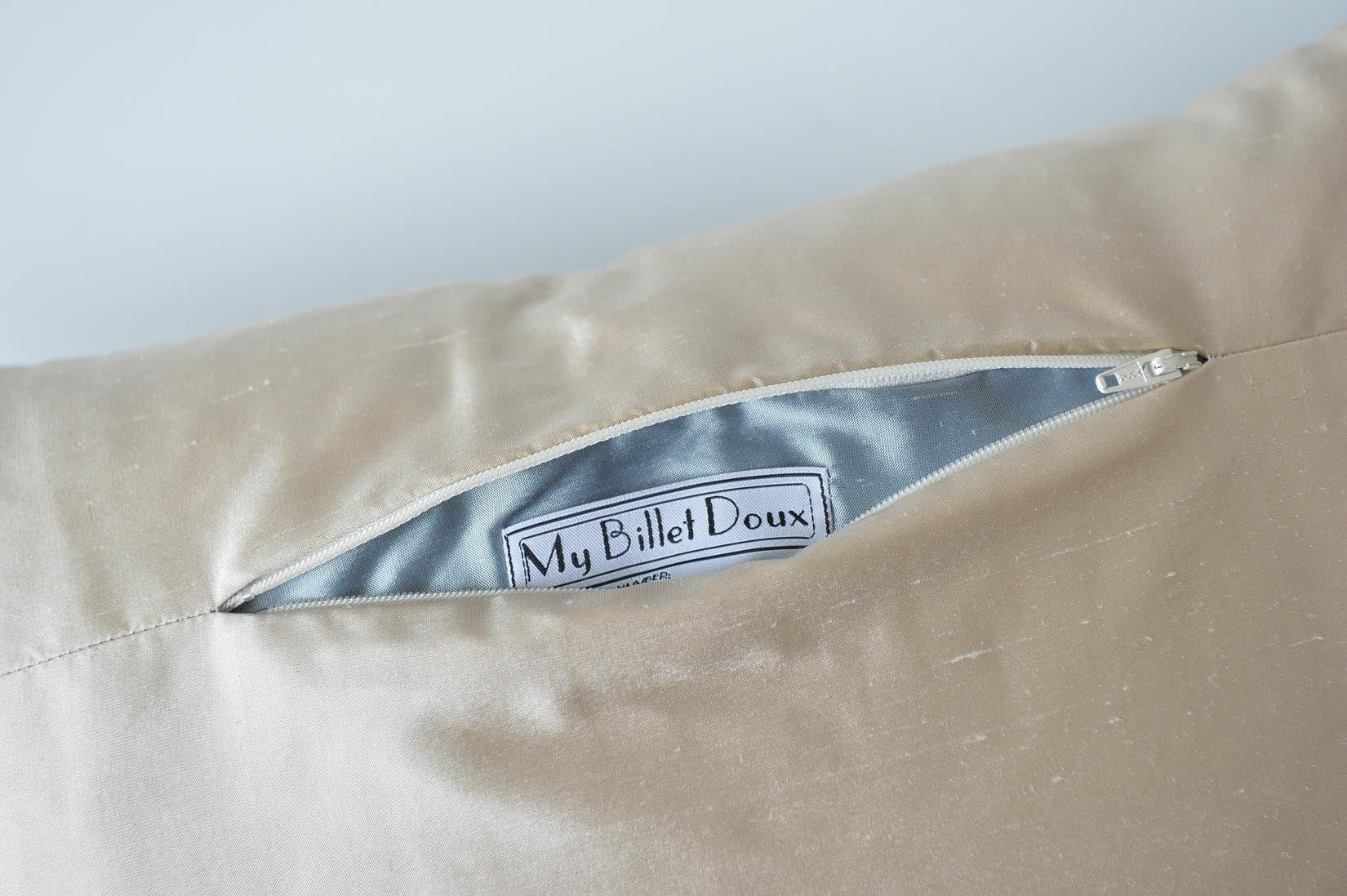 "Muguet" Ice grey silk cushion - MyBilletDoux.com