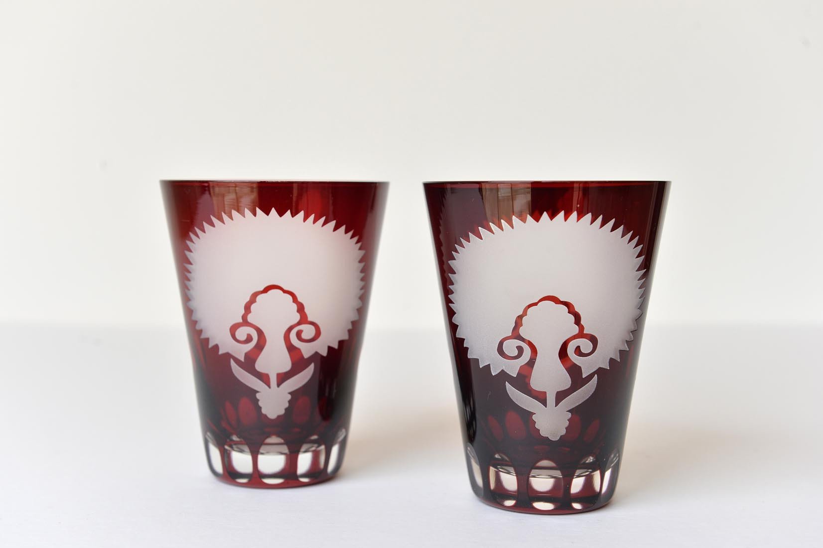 Pair of Ottoman cut-glass glasses - MyBilletDoux.com