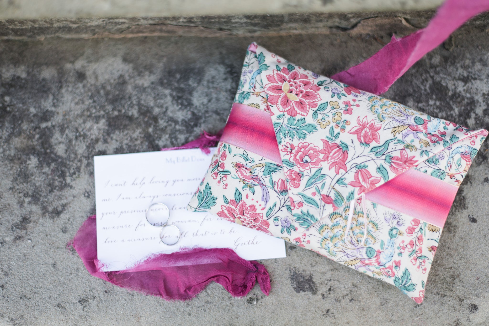 "Lisières fleuries"  silk envelope cushion